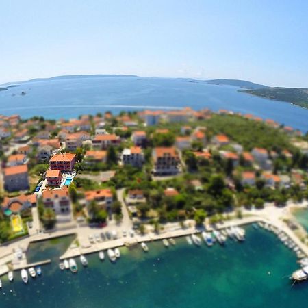 Apartments Stina Seget Vranjica Ngoại thất bức ảnh