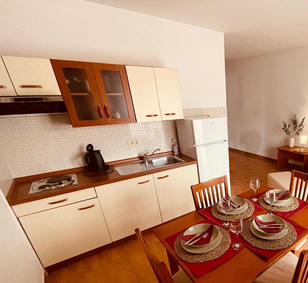 Apartments Stina Seget Vranjica Ngoại thất bức ảnh