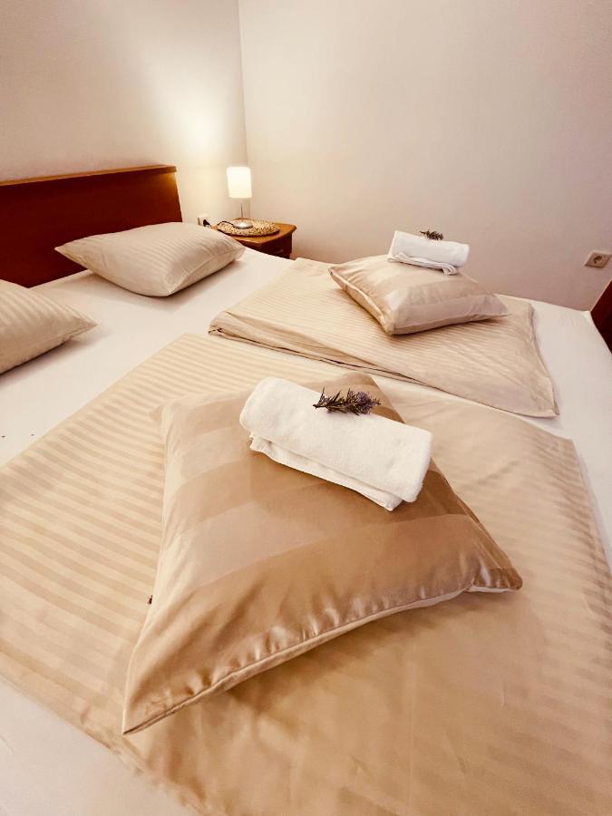 Apartments Stina Seget Vranjica Ngoại thất bức ảnh