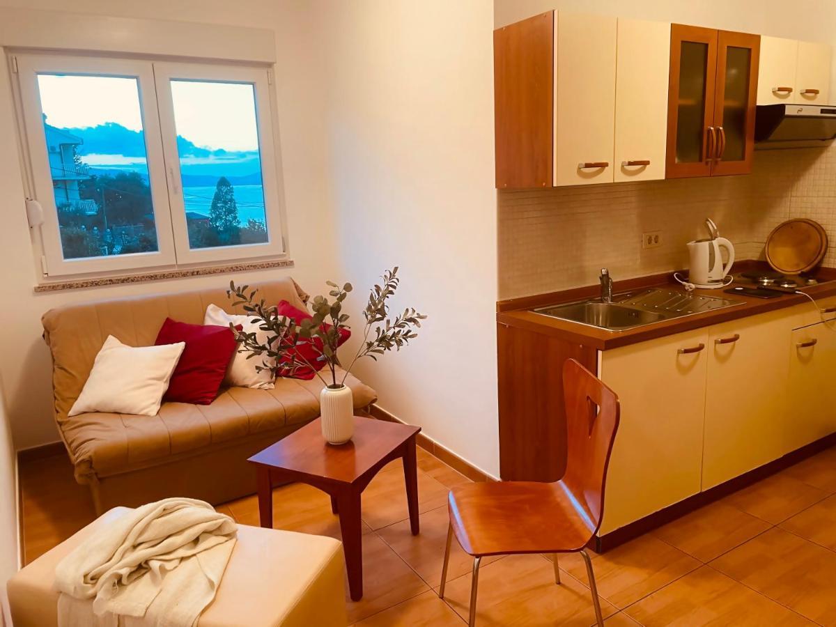 Apartments Stina Seget Vranjica Ngoại thất bức ảnh